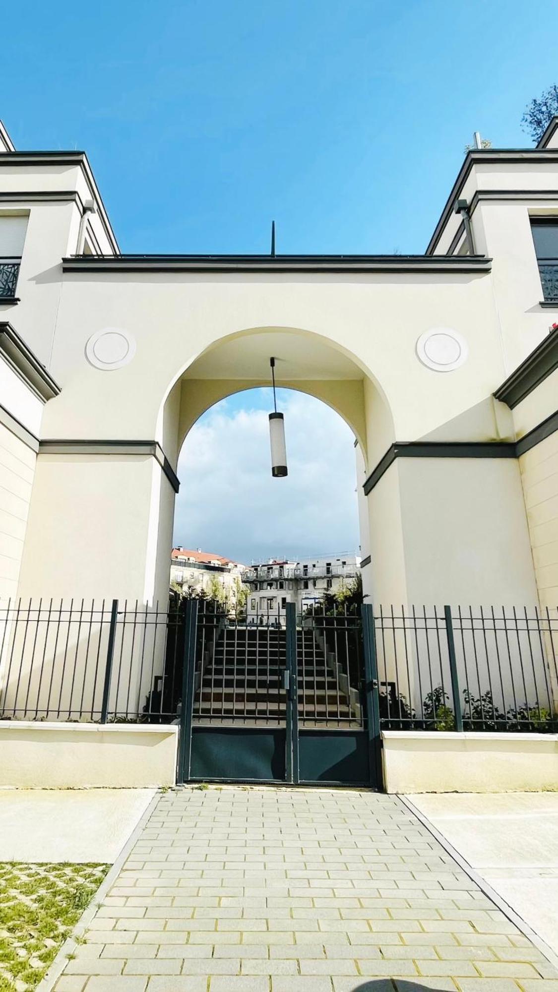 Le Lion D'Or - Parking - Netflix - Wifi - Nerf Apartman Bussy-Saint-Georges Kültér fotó